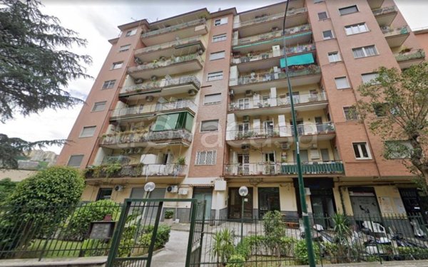 appartamento in vendita a Napoli in zona Fuorigrotta