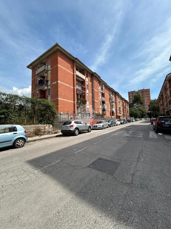 appartamento in vendita a Napoli in zona Soccavo