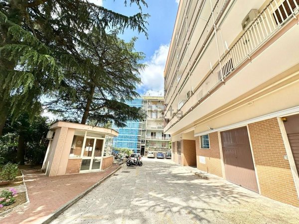 appartamento in vendita a Napoli in zona Arenella