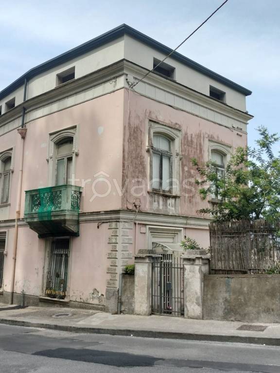 appartamento in vendita a Napoli in zona Posillipo