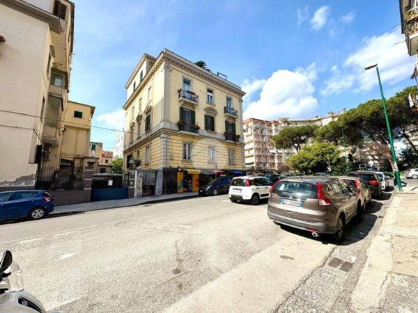 appartamento in vendita a Napoli in zona Pendino / San Giuseppe