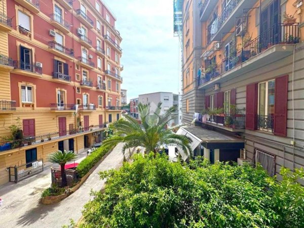 appartamento in vendita a Napoli in zona Vomero