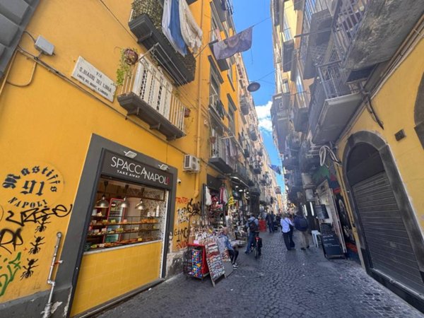 appartamento in vendita a Napoli