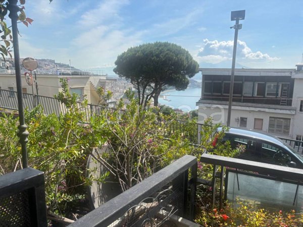 appartamento in vendita a Napoli in zona Posillipo