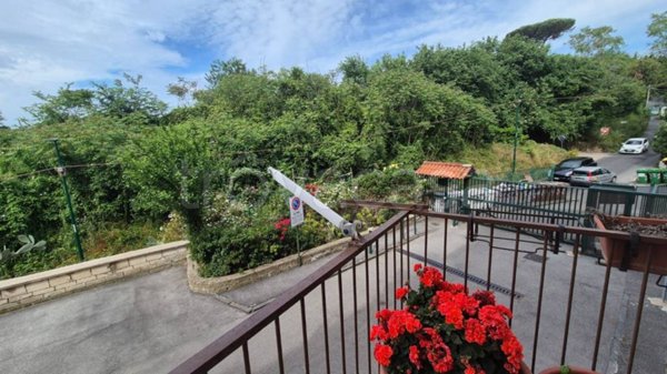 appartamento in vendita a Napoli in zona Vomero