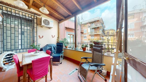 appartamento in vendita a Napoli in zona San Lorenzo