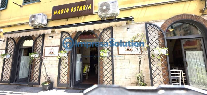 ufficio in vendita a Napoli in zona Fuorigrotta
