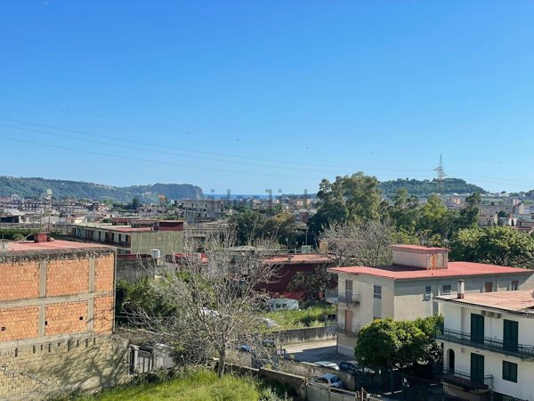 appartamento in vendita a Napoli in zona Soccavo