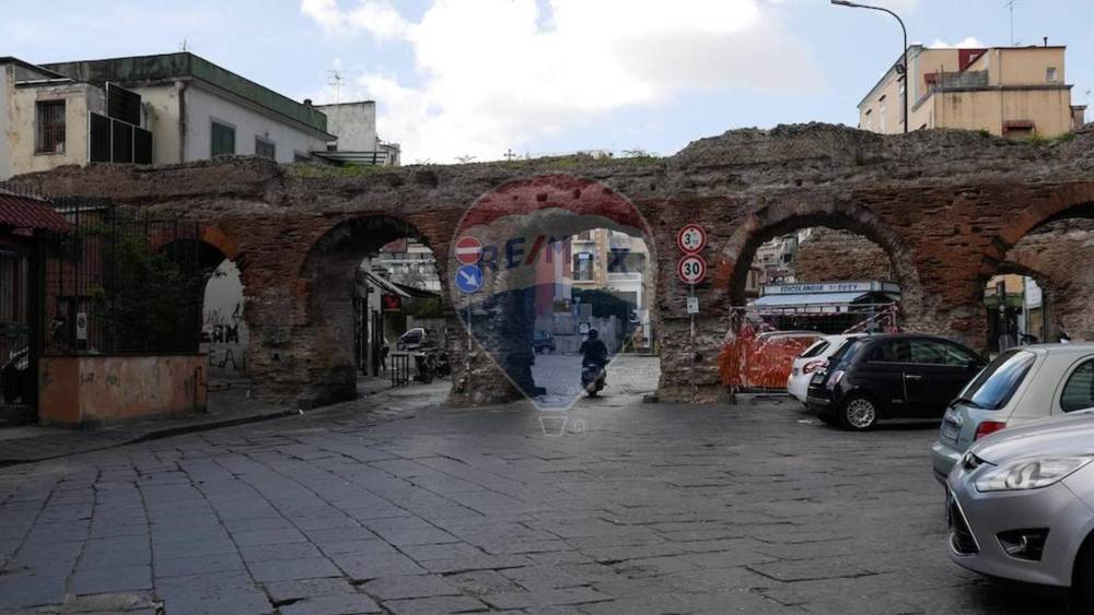 casa indipendente in vendita a Napoli