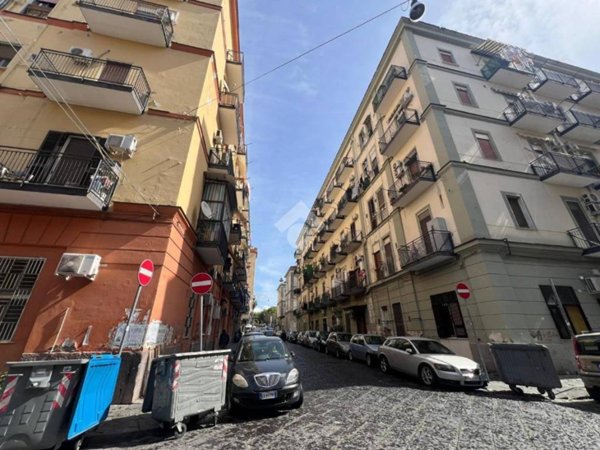 negozio in vendita a Napoli