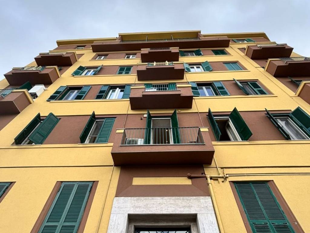 appartamento in vendita a Napoli in zona Arenella