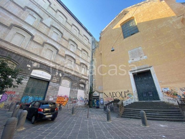 appartamento in vendita a Napoli in zona Mercato