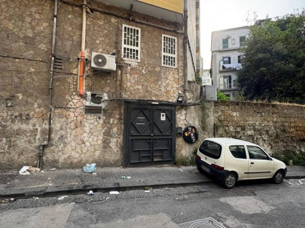 appartamento in vendita a Napoli in zona Vomero