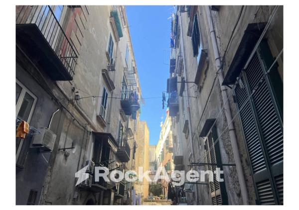 appartamento in vendita a Napoli in zona Arenella