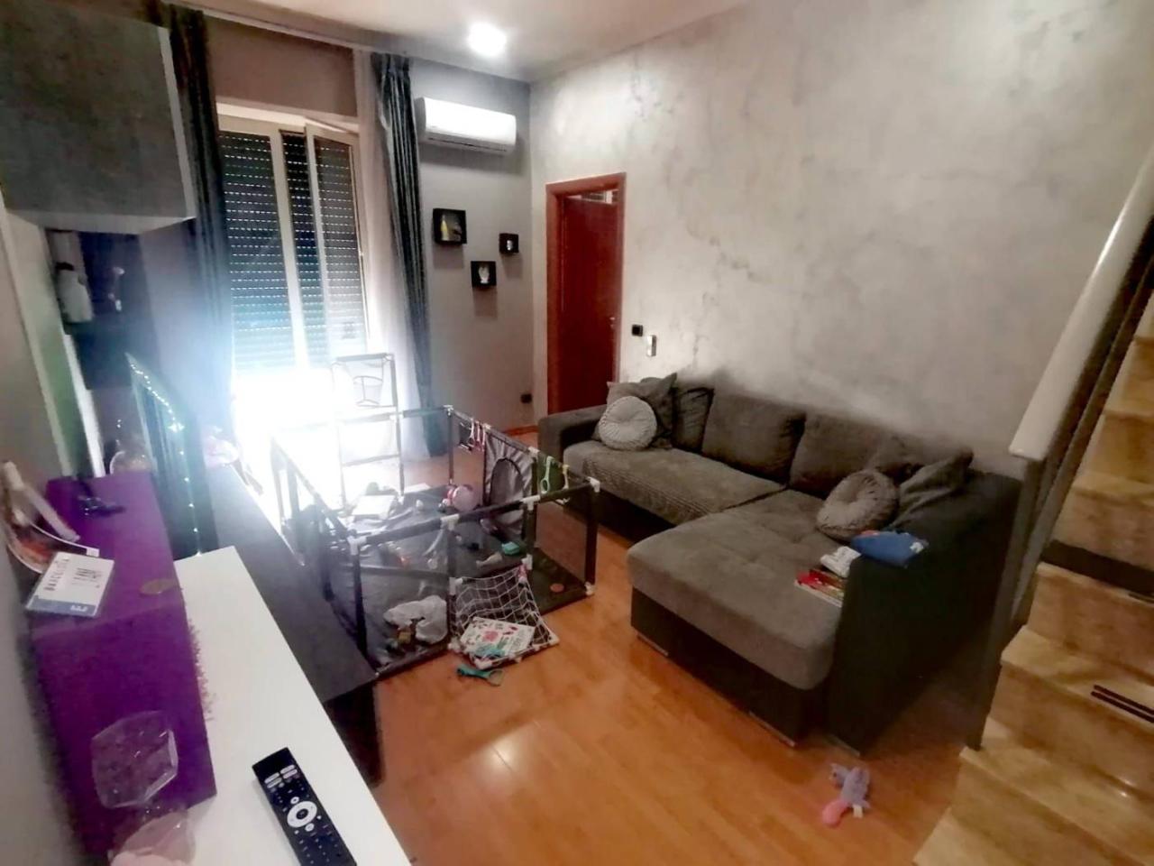 appartamento in vendita a Napoli in zona Stella