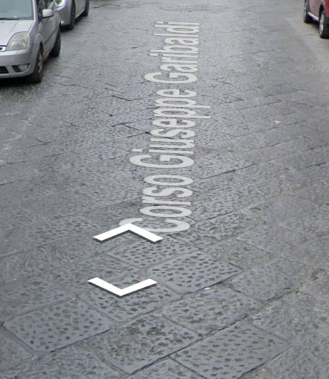 appartamento in vendita a Napoli in zona Pendino / San Giuseppe