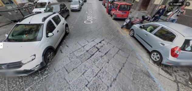 appartamento in vendita a Napoli in zona Pendino / San Giuseppe