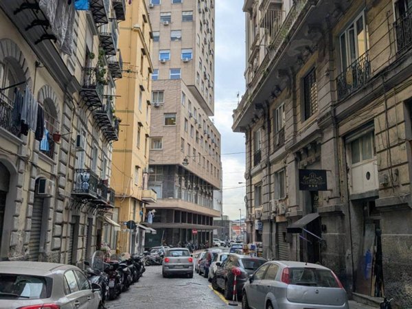 negozio in vendita a Napoli