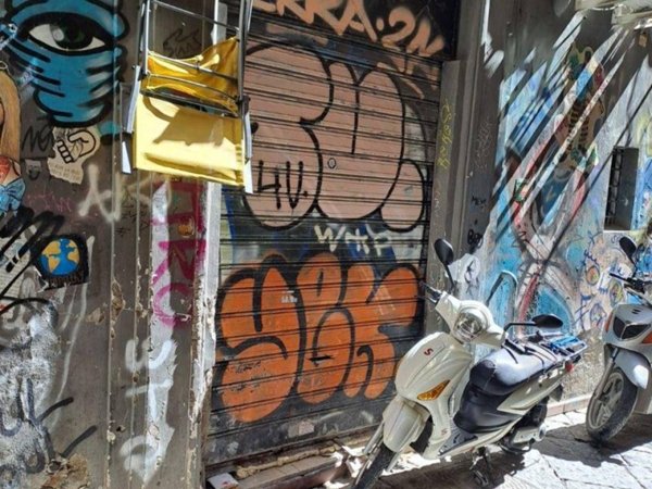 negozio in vendita a Napoli