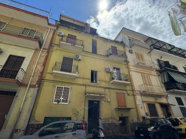appartamento in vendita a Napoli in zona Piscinola