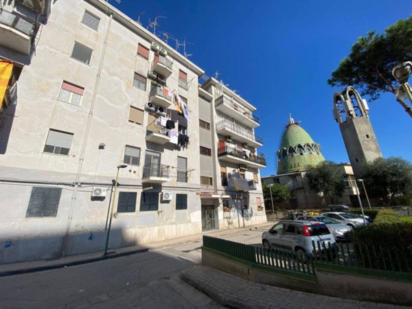 appartamento in vendita a Napoli in zona Marianella