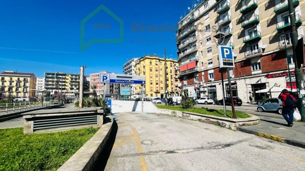 negozio in vendita a Napoli in zona Poggioreale