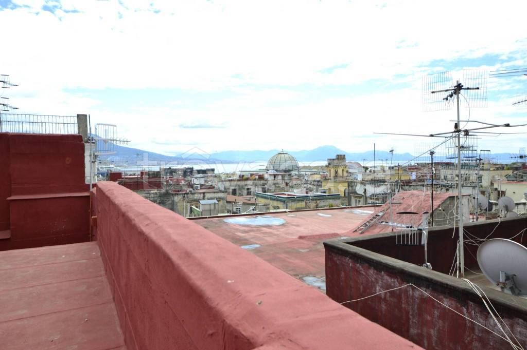 appartamento in vendita a Napoli in zona Montecalvario