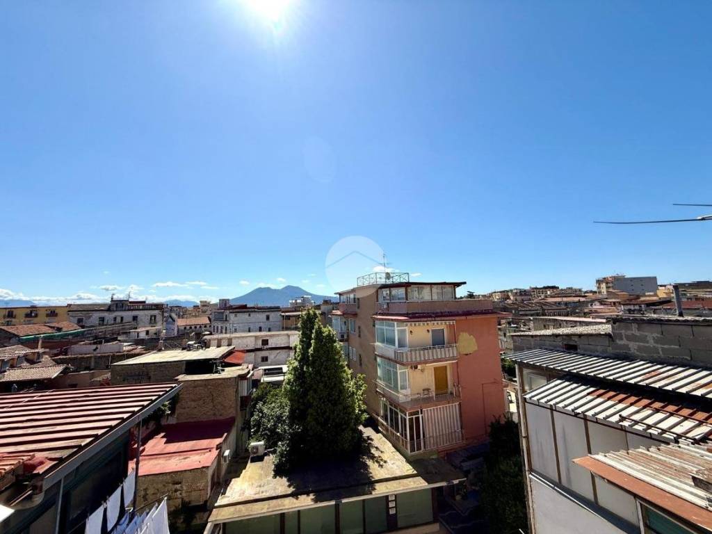 appartamento in vendita a Napoli in zona Secondigliano
