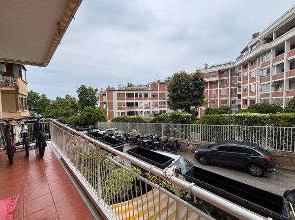 appartamento in vendita a Napoli in zona Posillipo