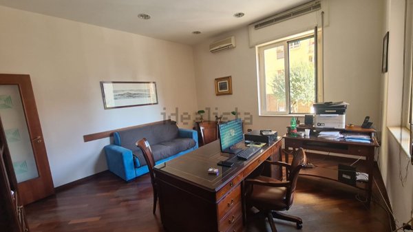 appartamento in vendita a Napoli in zona Arenella