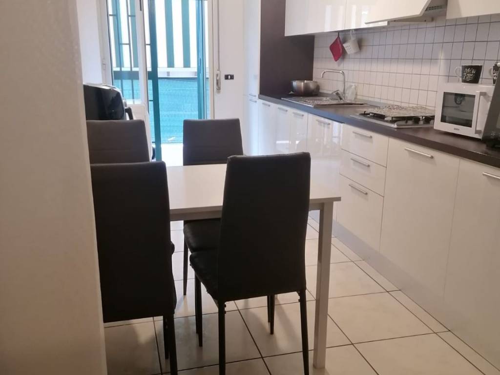 appartamento in vendita a Napoli in zona Bagnoli