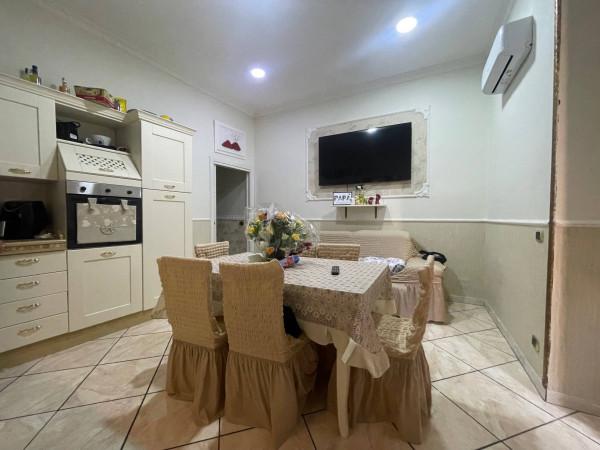 appartamento in vendita a Napoli in zona Pendino / San Giuseppe