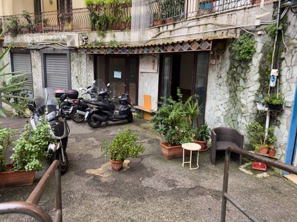 appartamento in vendita a Napoli in zona Vomero