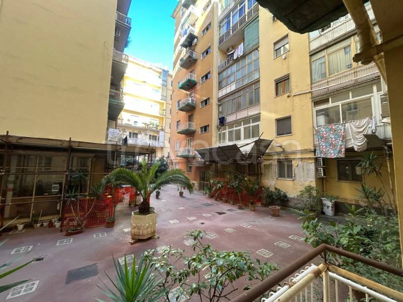 appartamento in vendita a Napoli in zona Arenella