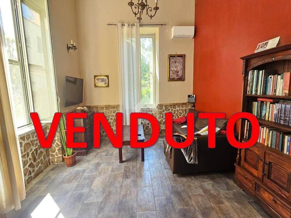 appartamento in vendita a Napoli in zona Bagnoli