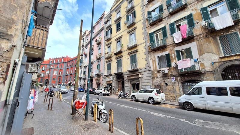 appartamento in vendita a Napoli in zona Avvocata
