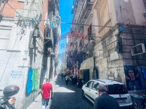 appartamento in vendita a Napoli in zona Stella