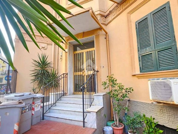 appartamento in vendita a Napoli in zona Bagnoli