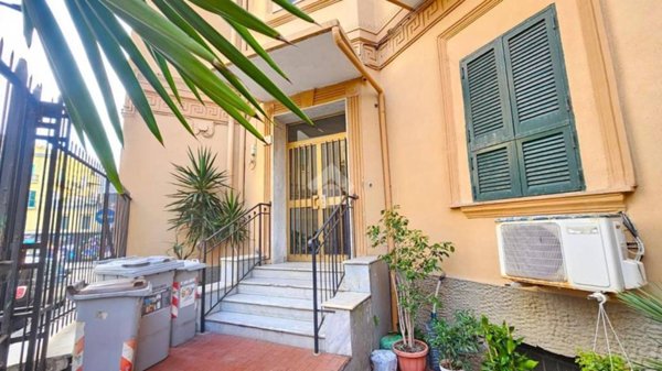 appartamento in vendita a Napoli in zona Bagnoli