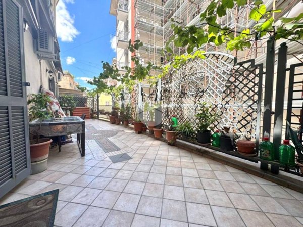 appartamento in vendita a Napoli in zona Stella