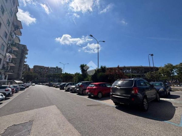 appartamento in vendita a Napoli in zona Bagnoli