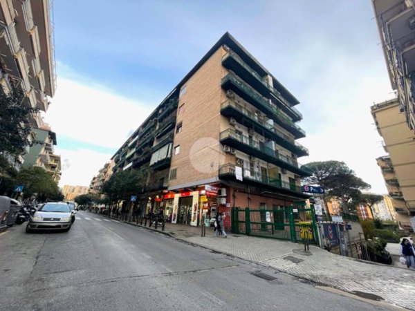 appartamento in vendita a Napoli in zona Soccavo