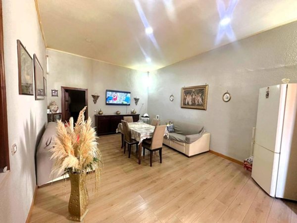 appartamento in vendita a Napoli in zona Stella