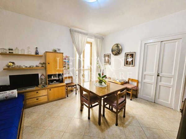 appartamento in vendita a Napoli in zona Chiaia