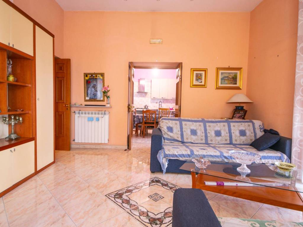 appartamento in vendita a Napoli in zona Centro Antico