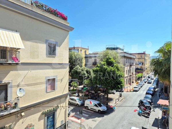appartamento in vendita a Napoli in zona Bagnoli