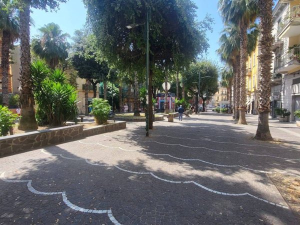 appartamento in vendita a Napoli in zona Bagnoli