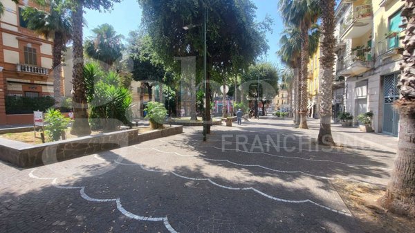 appartamento in vendita a Napoli in zona Bagnoli