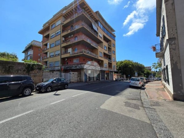 appartamento in vendita a Napoli in zona Posillipo