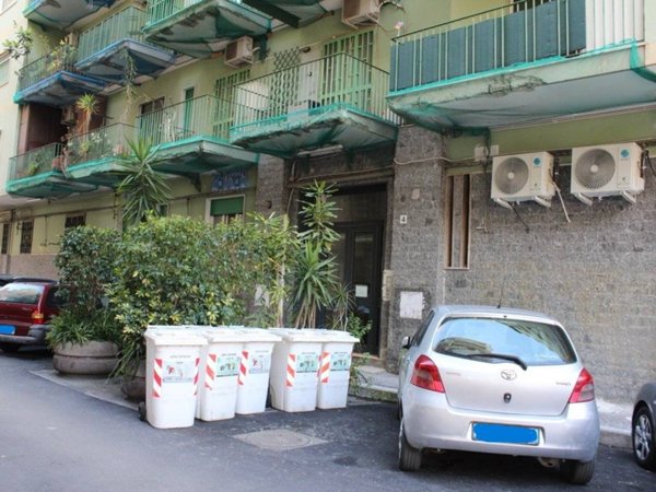 appartamento in vendita a Napoli in zona Bagnoli